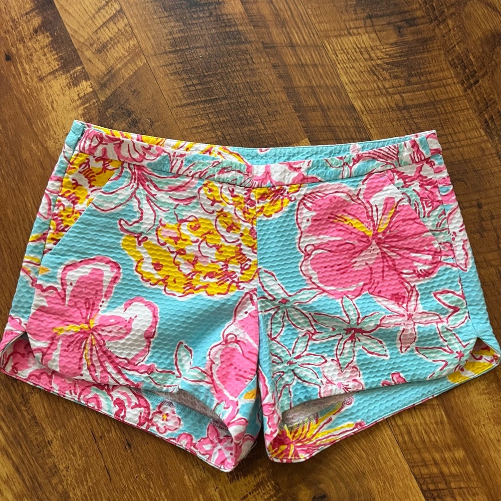 Lilly Adie shorts